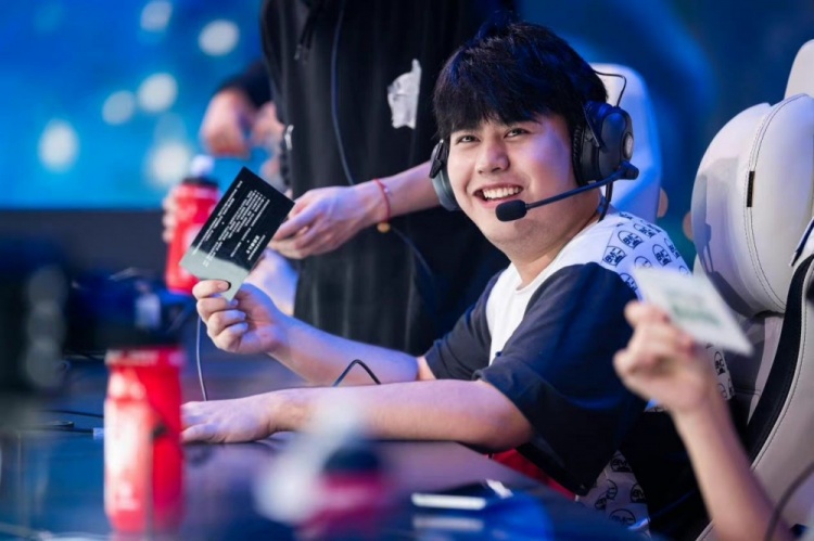 威胁广州队 威胁广州队