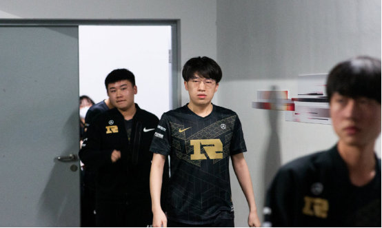 的对决中 的对决中